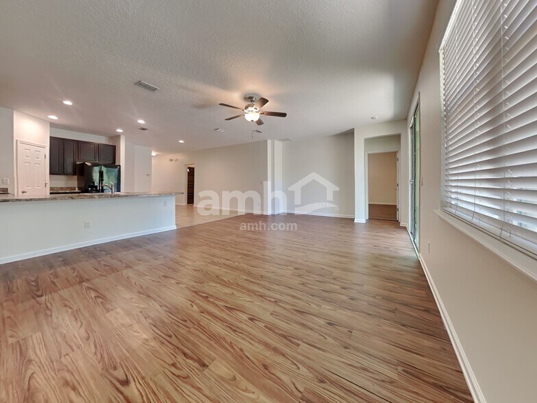 Building Photo - 11799 Parker Lakes Drive