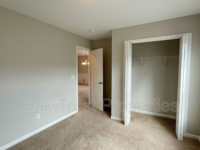 Building Photo - 610 Savannah River Dr