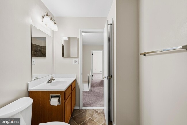 Building Photo - 144 New Cedar Ln