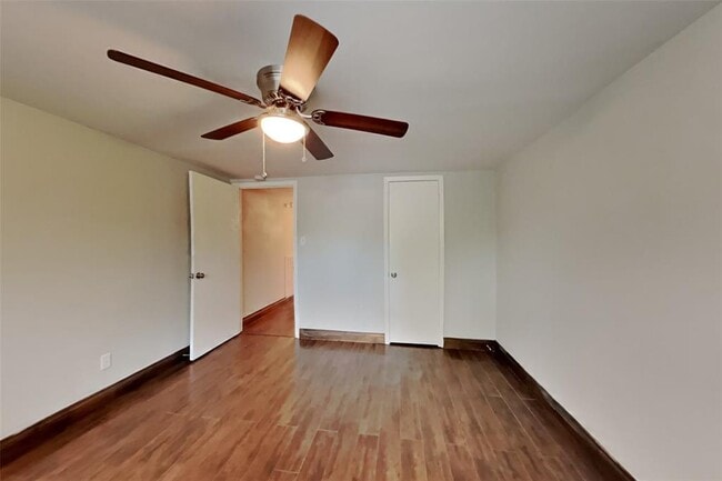 Building Photo - 3434 Hickory Hollow Rd