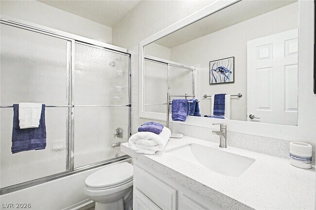 Building Photo - 2025 Shining Feather Ln