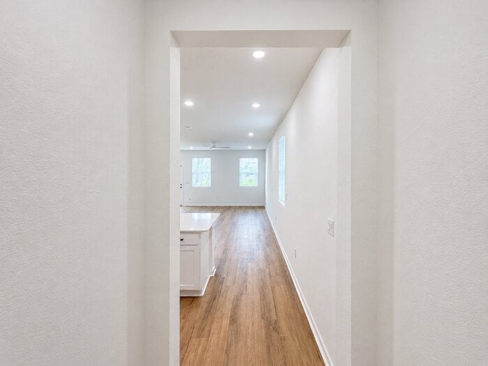 Building Photo - 8662 Elmo Ln