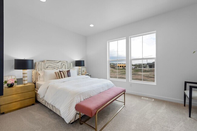 Building Photo - PAY NOTHING UNTIL OCTOBER 1ST! Brand New 4-bed, 3.5-bath Townhome Available Now