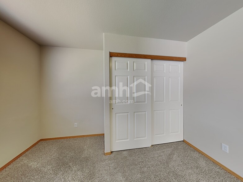 Building Photo - 7606 Cholla Ct