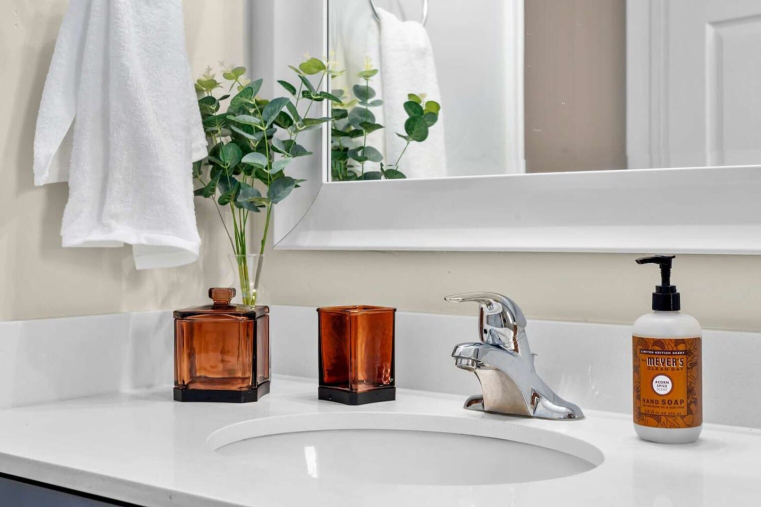 Building Photo - 2978 S Imperial St