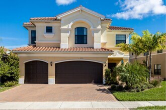 Building Photo - 13755 Luna Dr