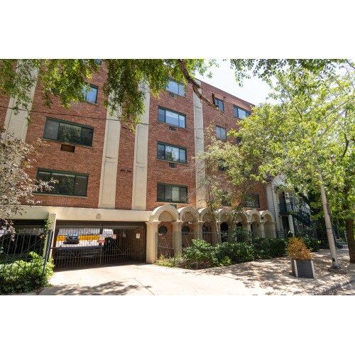 Primary Photo - 1533 N Wieland St