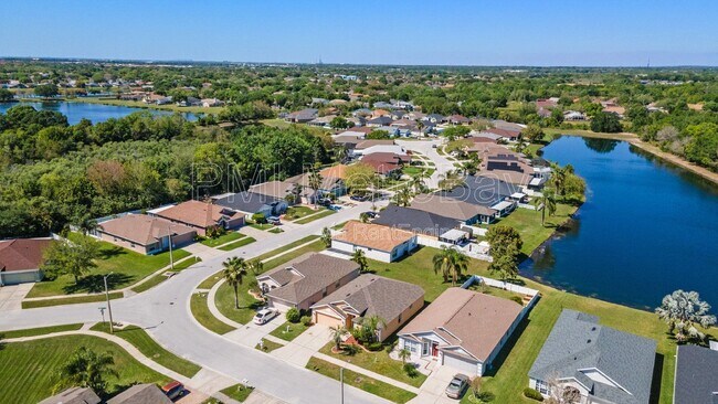 Building Photo - 1010 Summer Breeze Dr