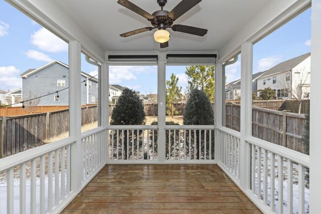 Building Photo - 1912 Split Rail Pl