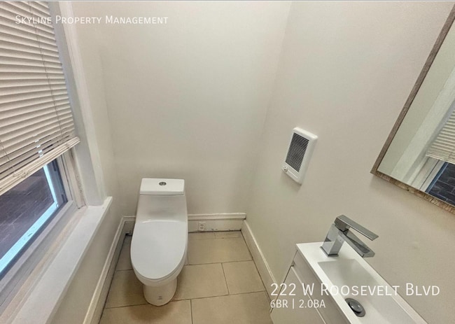 Building Photo - 222 W Roosevelt Blvd