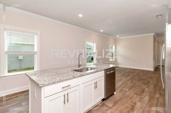 Building Photo - 11253 Cloister Dr