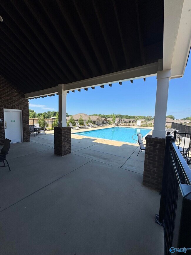 Building Photo - 115 Betty Williams Dr