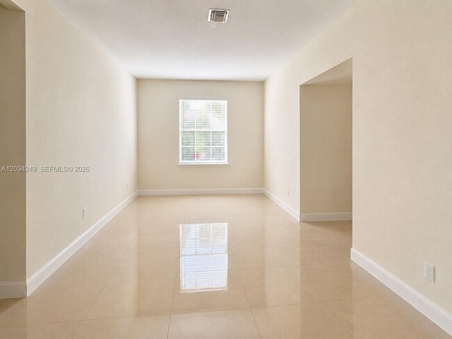 Building Photo - 4463 Rainbow Ave