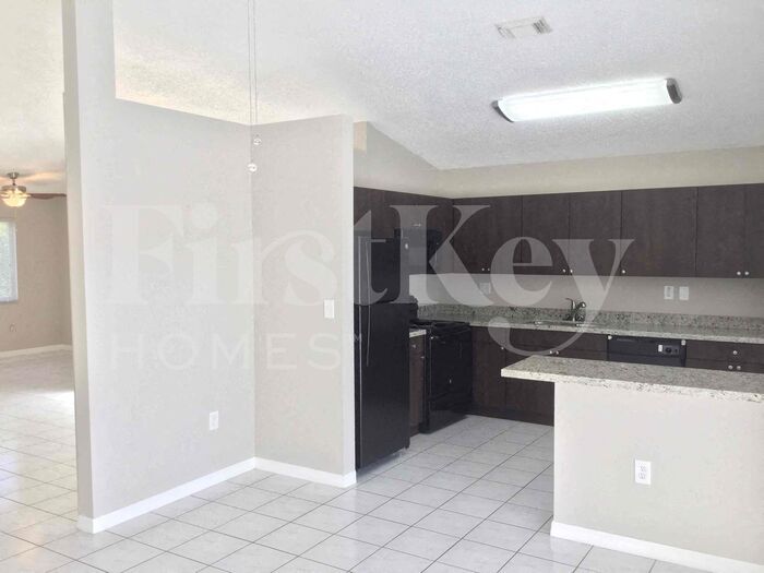 Building Photo - 13530 SW 180th Terrace