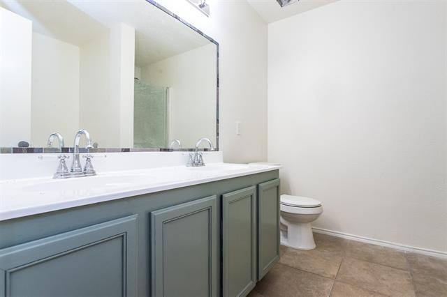 Building Photo - 2629 Clear Brook Dr