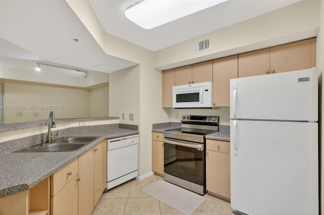 Building Photo - 3613 NW Mediterranean Ln