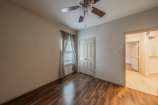 Building Photo - 12713 Diamond Peak Dr