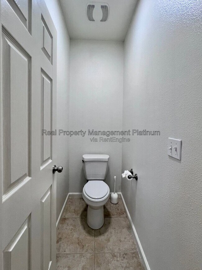 Building Photo - 4121 Chessa Ln