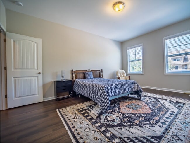 Building Photo - 4190 La Crema Dr