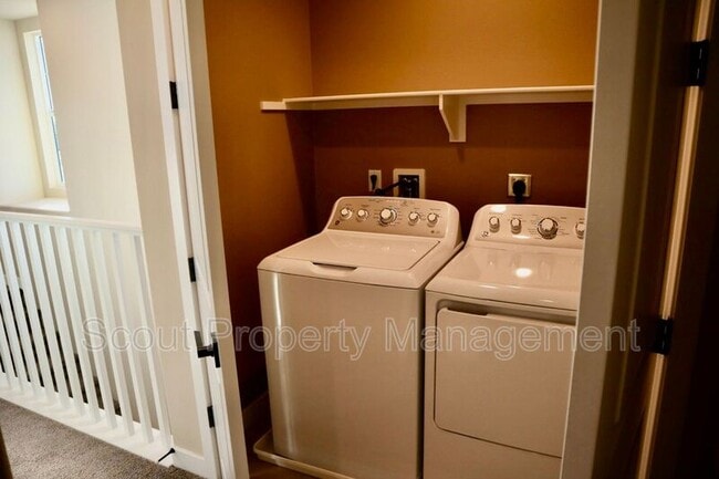 Building Photo - 26898 Rubicon Rd