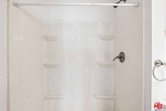 Building Photo - 2242 S Bentley Ave