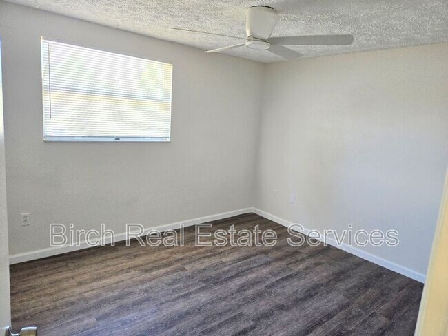 Building Photo - 6448 Reno Ave