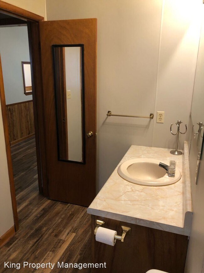 Building Photo - 2 br, 1 bath House - 3303 Alexandria Welli...