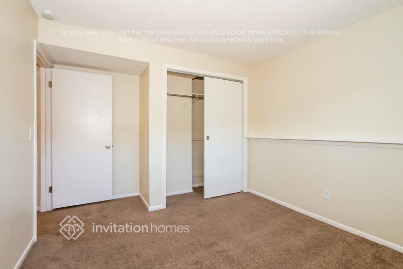 Building Photo - 455 Hickory Pl