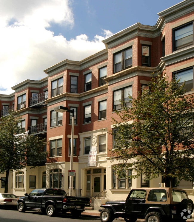 165171 Hemenway St 165171 Hemenway St Boston MA 02115 Apartment