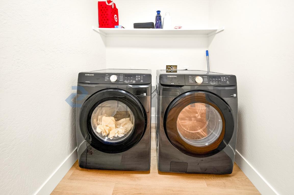 Building Photo - 5603 Pine Canyon Dr