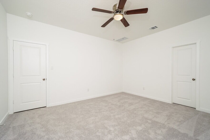 Building Photo - 542 Kayden Ct