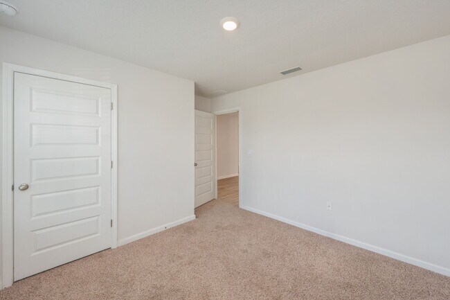 Building Photo - 4661 Honor Guard Wy
