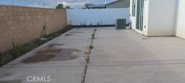 Building Photo - 27215 Lost Palm St