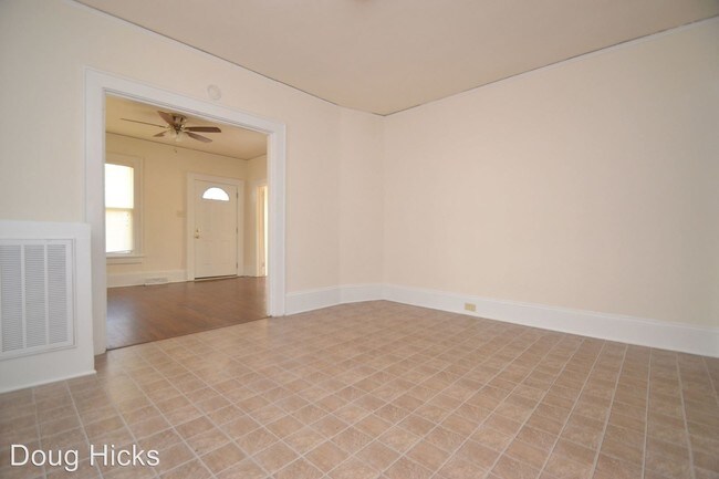 Building Photo - 3 br, 1 bath House - 1517 Pegram Street
