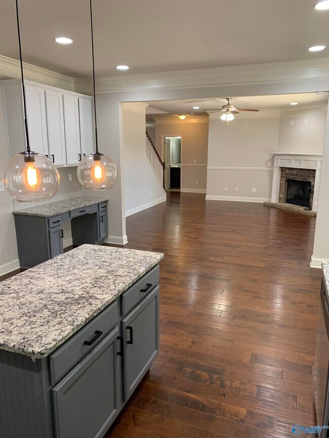 Building Photo - 517 Balsam Terrace Way