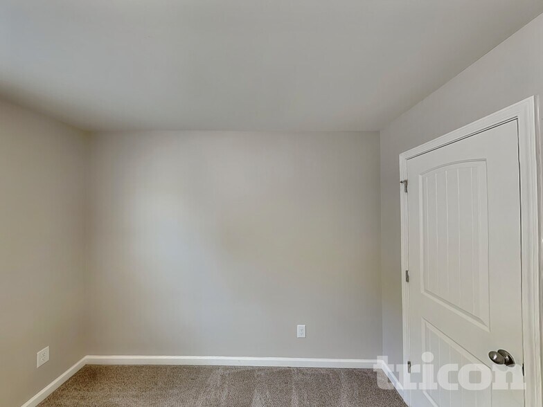 Building Photo - 94 Jackson Farms Dr