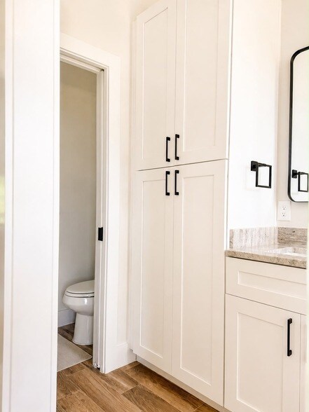Building Photo - 4309 Shelby Cir