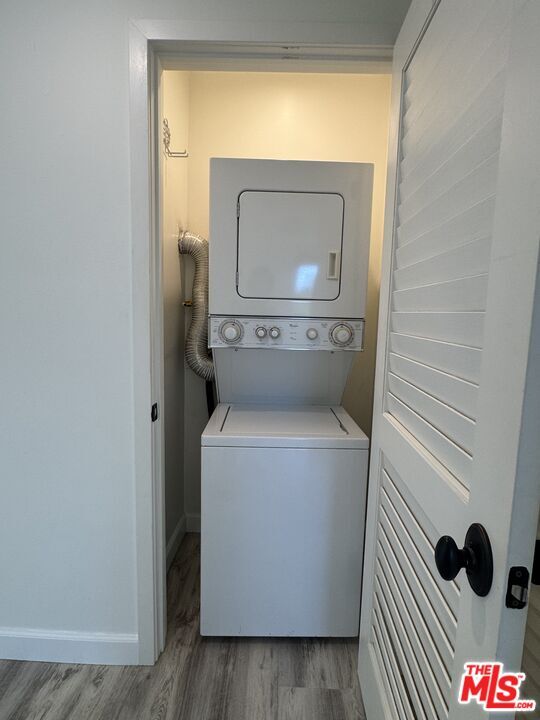 Building Photo - 26707 Oak Crossing Rd