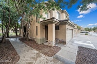 Building Photo - 705 W Queen Creek Rd