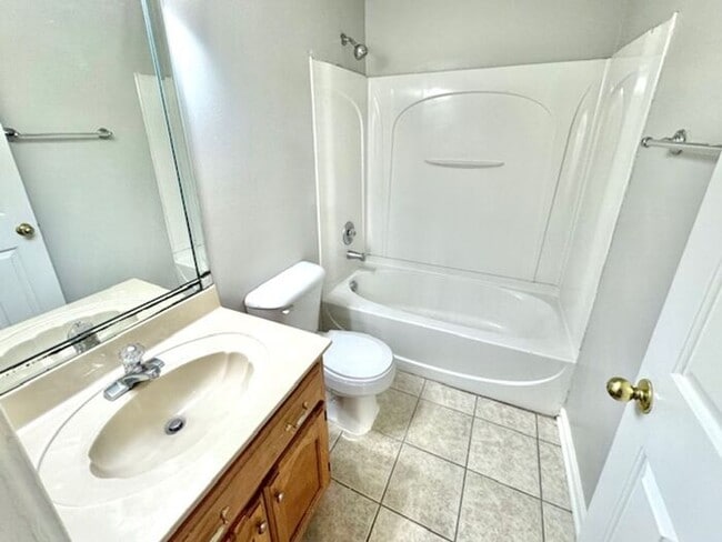 Building Photo - Move In Special! Now Leasing a 3 Bedroom With Bonus Room in Olive Branch