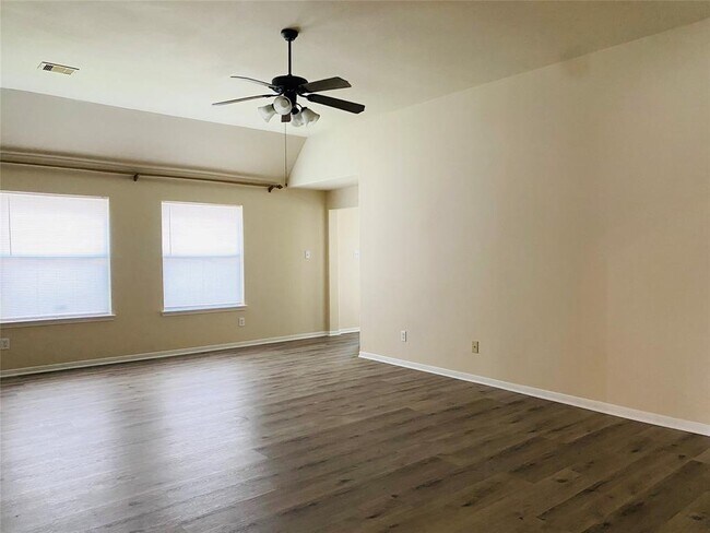 Building Photo - 24710 Cobble Canyon Ln