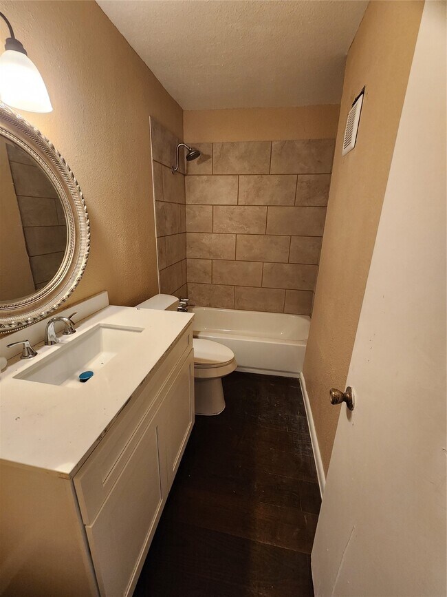 Building Photo - 4311 Yellowstone Blvd