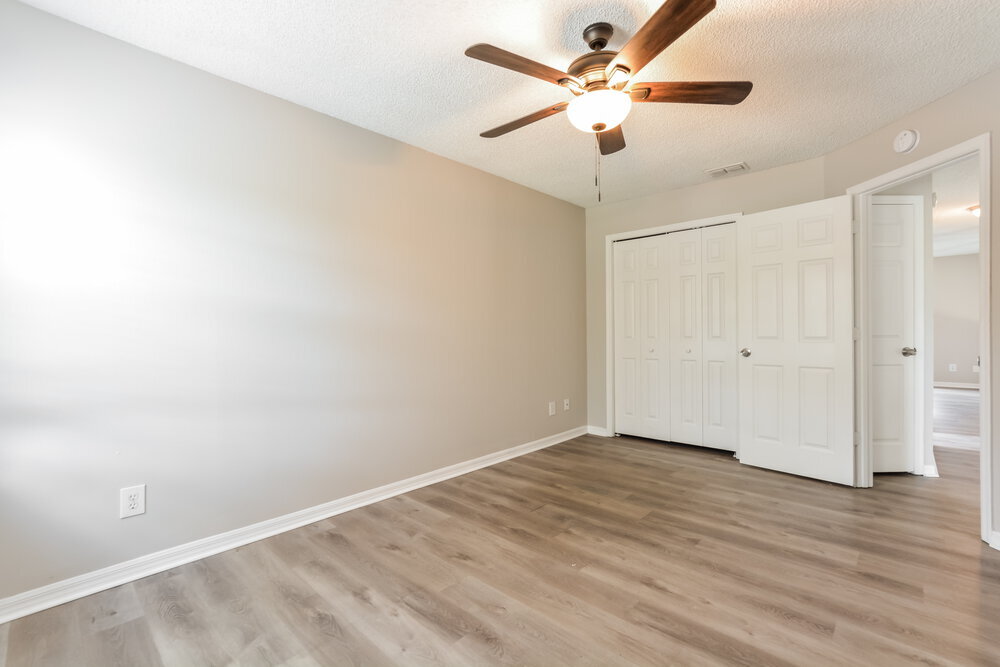 Building Photo - 2801 River Ridge Dr