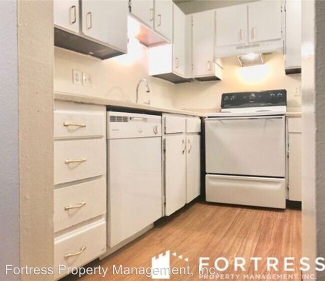 Building Photo - 13335 SE Powell Blvd