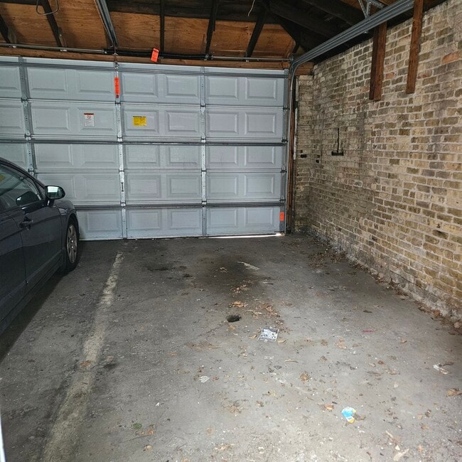 Building Photo - 3257 W Palmer St