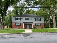 Building Photo - Camp Hill School District 2nd Floor 2 Bedr...