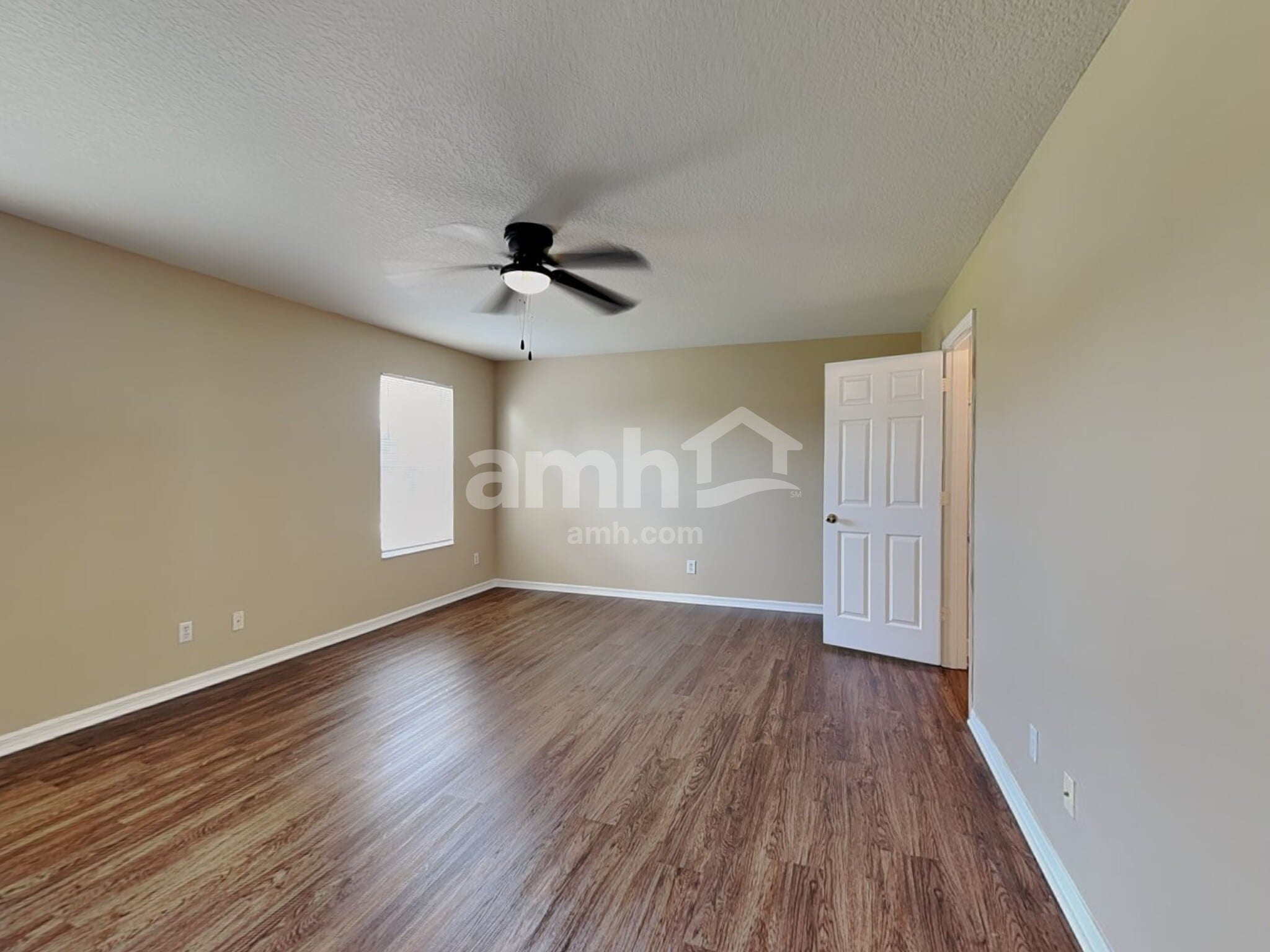 Building Photo - 15260 Perdido Dr