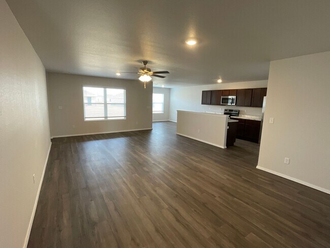 Building Photo - Pre-Leasing Now | Beautiful 3 Bed, 2 Bath Home in Siloam Springs | Available June 14