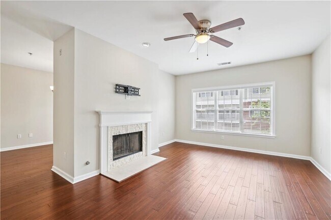 Primary Photo - 7110 Woodland Ln