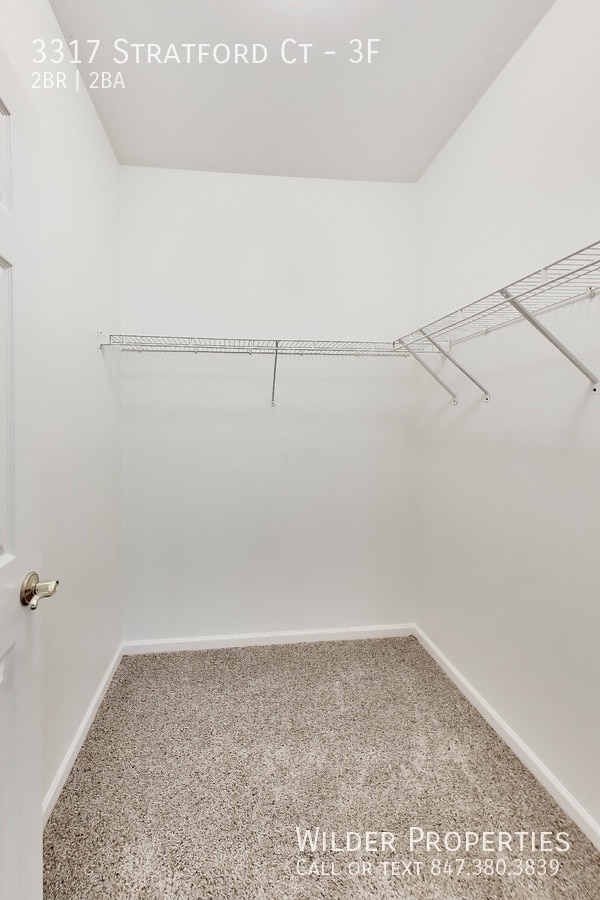Building Photo - 3317 Stratford Ct